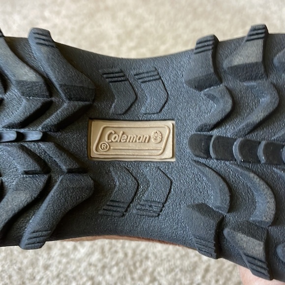 Woman’s Coleman duck boots low rise - size 7 - Picture 6 of 8